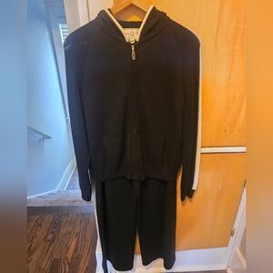 St.John Sport Jogger Set